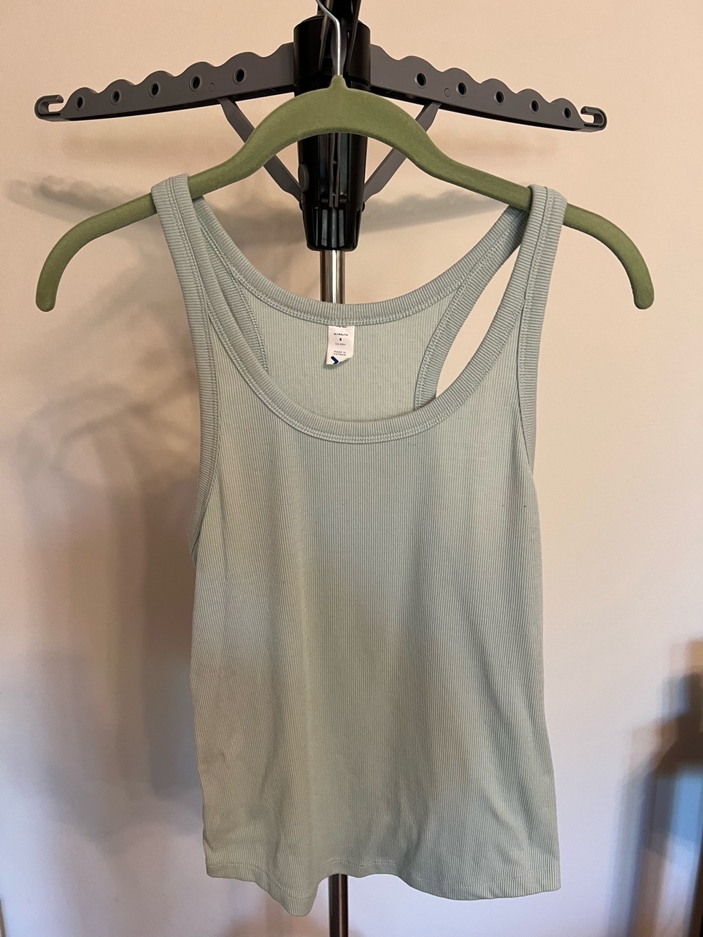 Classic Ribbed Scoop Tank Top - Light Sage